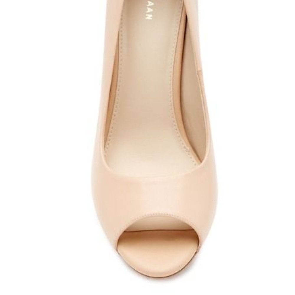 9.5 Cole Haan Harlow open toe pump